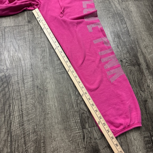 Vintage Y2K PINK Victoria’s Secret Embellished Rhinestone Cropped Sweatpants - Picture 5 of 10